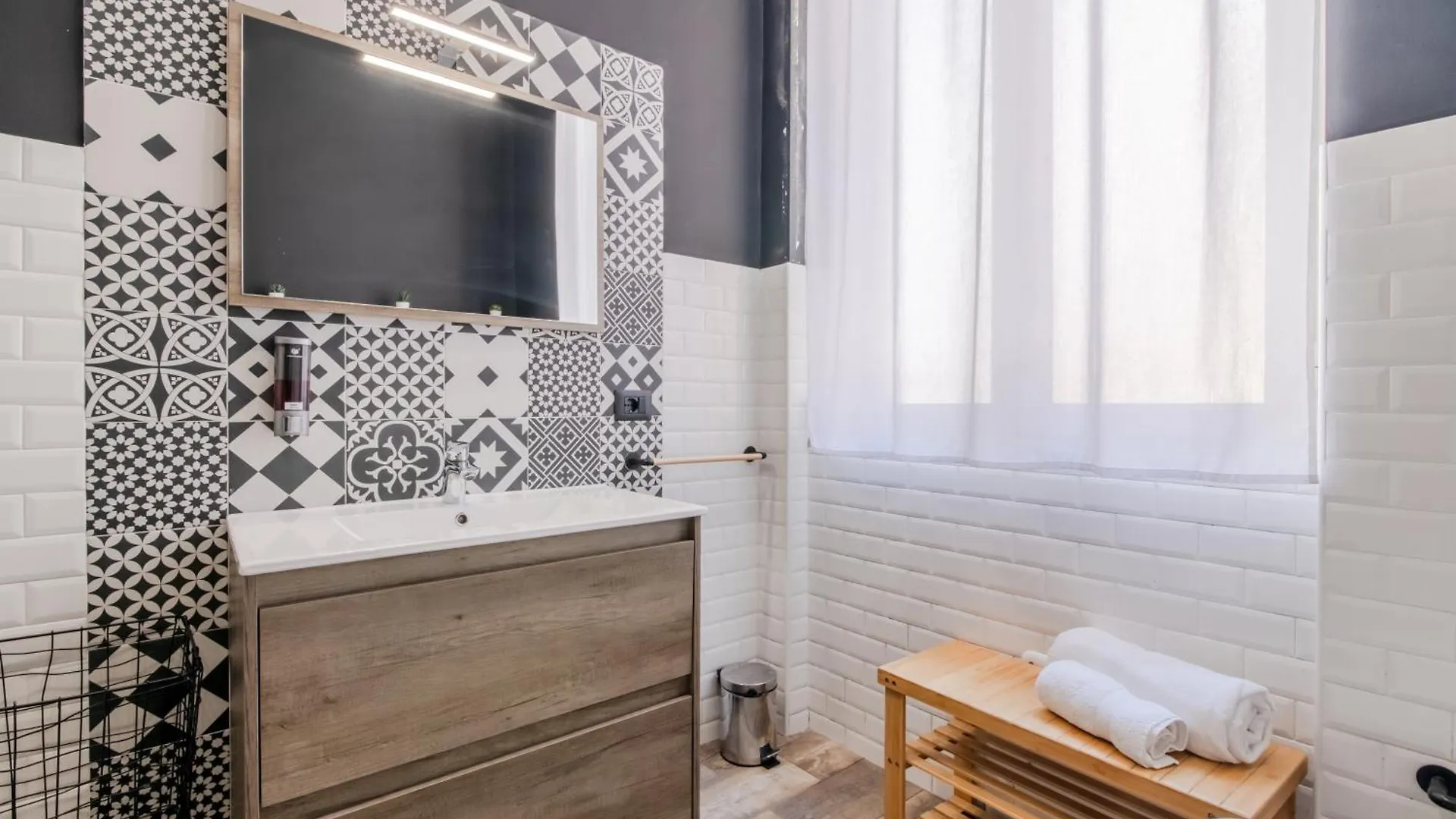 Bed and Breakfast Panurban Palermo 2*,